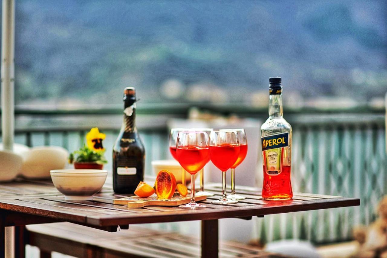 La Terrazza Sul Lago Turano Castel di Tora Exterior photo